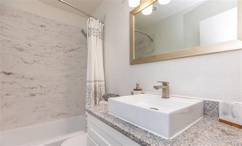 The Arts Apartments at Ocean Drive - Apartments in Corpus Christi, TX