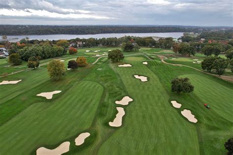 Photographs | GolfCourseGurus