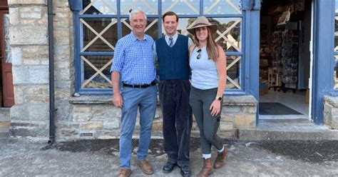 All Creatures Great  的图像结果