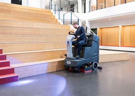 Ride-on Floor Scrubbers | Nilfisk