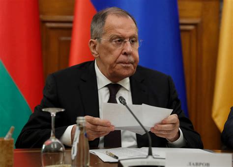 Ryssland varnar Armenien för att flörta med Nato