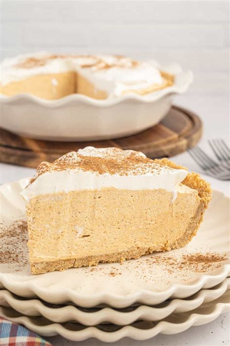 No-Bake Pumpkin Cream Pie - Easy Fall Dessert | Kylee Cooks
