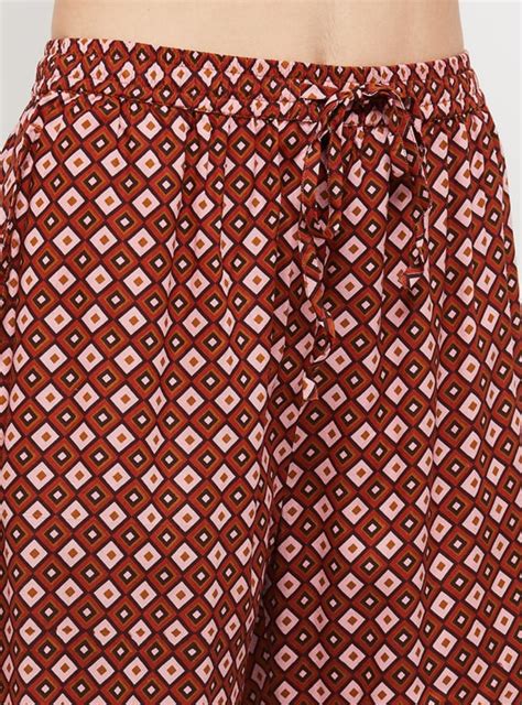 Buy Women Printed Elasticated Capris Online at just Rs. 549.0 ...