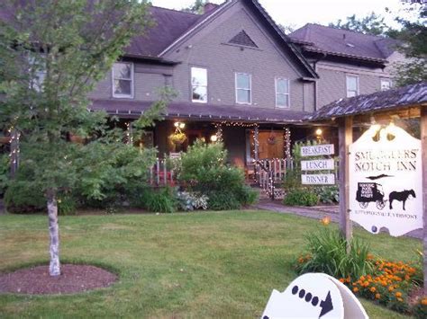 SMUGGLER'S NOTCH INN (Jeffersonville) - Inn Reviews, Photos, Rate ...
