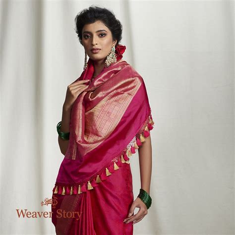 Handwoven Majenta Self Weave Tanchoi Saree with Chevron Border ...