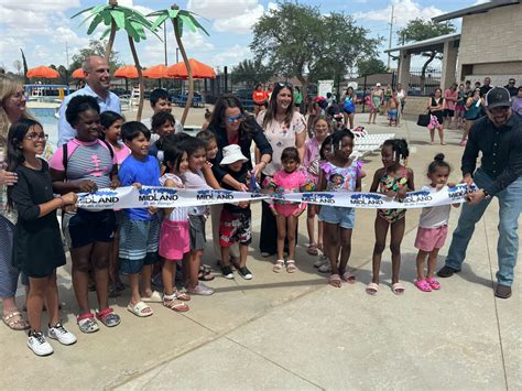 Doug Russell Aquatic Center reopens after $6.5M renovation in Midland
