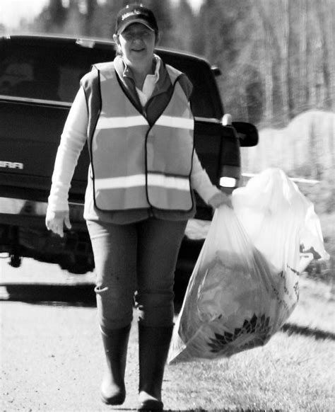 Clean-Up Day | Article | The United States Army