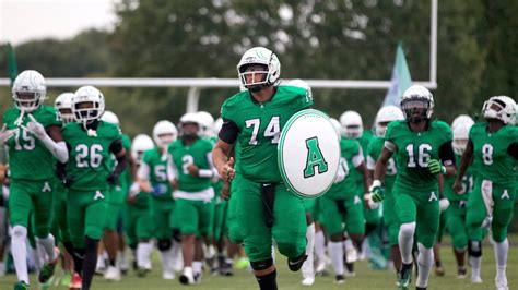 NCHSAA football: Ashbrook's Jonathan Moore commits to Lenoir-Rhyne