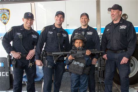 10-year-old boy with terminal brain cancer becomes honorary NYPD cop