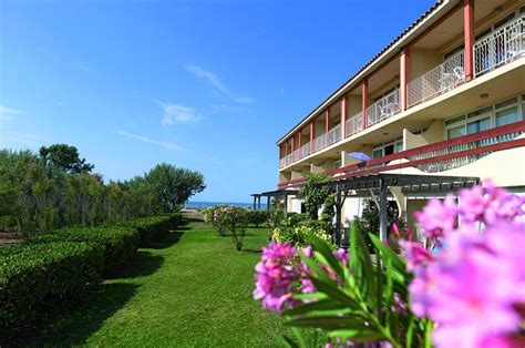 SOWELL FAMILY LE GRAU DU ROI (Le Grau-du-Roi) - Hostel Reviews, Photos ...