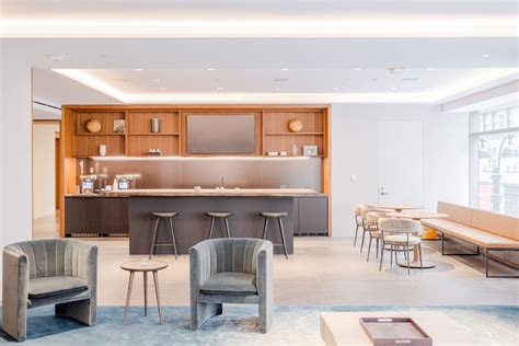 100 Park Avenue - New York Offices