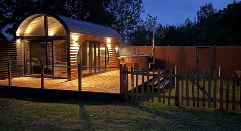 POOL HOUSE FARM PODS (Tamworth, England) - Campground Reviews, Photos ...