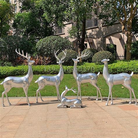 不锈钢镜面雕塑鹿-东莞市礼成广告有限公司