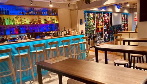 FRIENDZ INTERNATIONAL BAR & GRILL - All You Need to Know BEFORE You Go ...