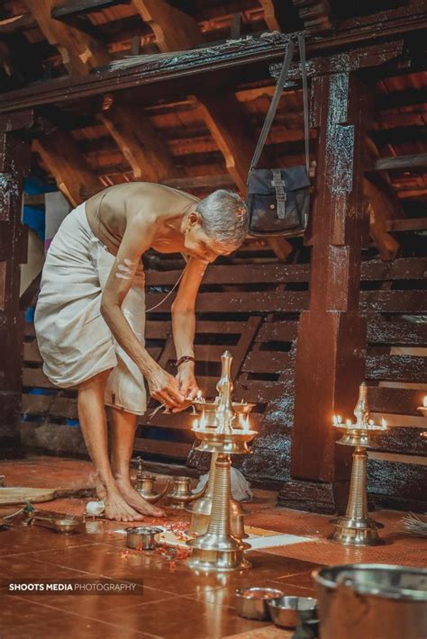 Sree Meenkulathi Bhagavathy Amman | Home