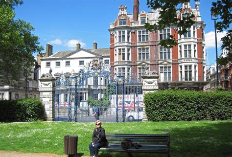 Historical Hussies: London's Devonshire House--Gone