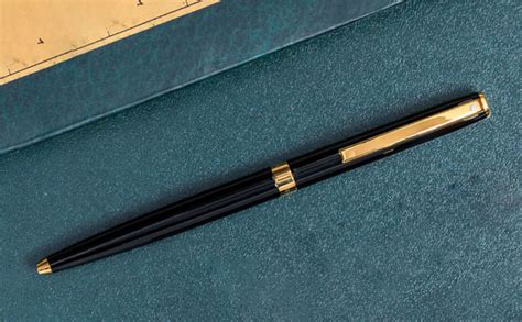 Sheaffer Ballpoint Pen Sagaris 9471 Gloss Black With Gold Tone Trim ...