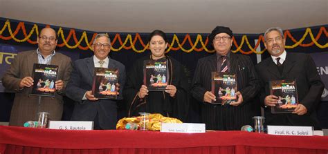 The Union Minister for Human Resource Development, Smt. Smriti Irani ...