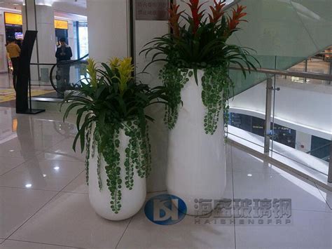 玻璃钢花盆组合装饰商场空间~
