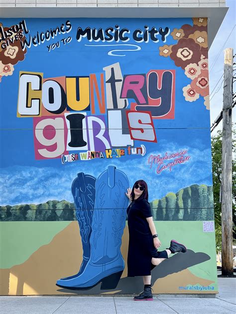 Little Hiccups: 35+ Must See Murals in Nashville