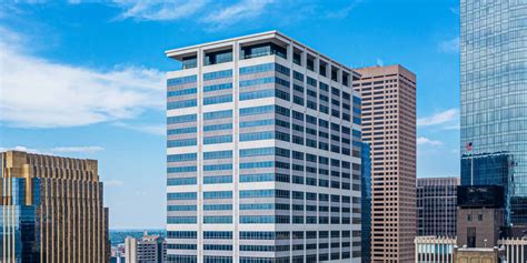 US Bancorp Center – Enclos