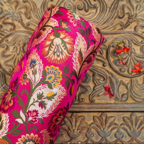 Razzmatazz Pink Kinkhab / Kimkhab Brocade Banarasi Fabric – Khinkhwab