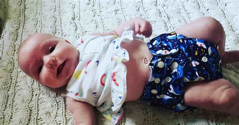 Baby Poop Explodes 的图像结果