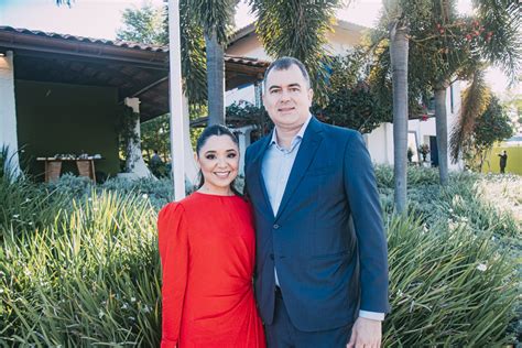 Amor e emoção marcam cerimônia de casamento de Victoria Medeiros e John Porto - Portal IN ...