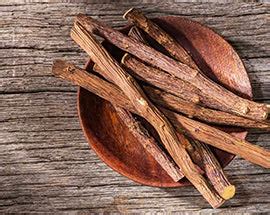 Indulgeo Essentials Aqua Face Moisturizer Gel: Hydrate and Glow