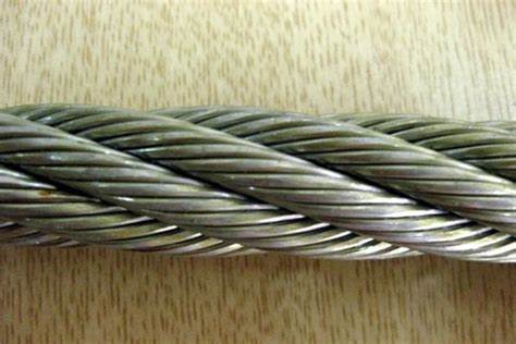 12毫米的钢丝绳能吊几吨重