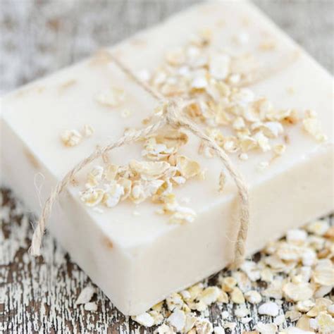 HANDMADE OATMEAL AND SHEA BUTER SOAP RECIPE