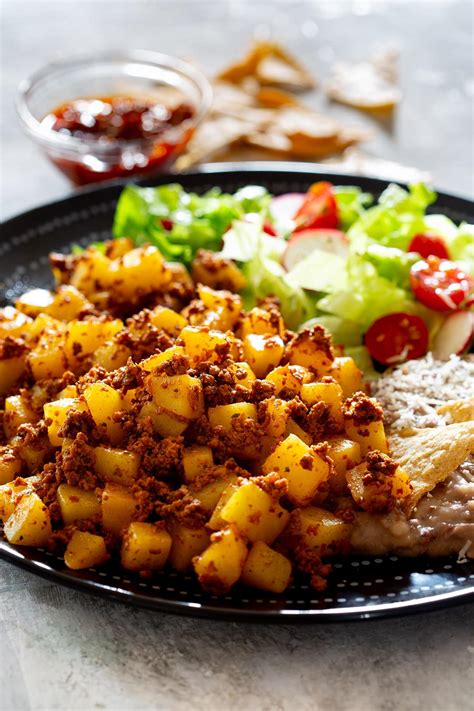 Tacos De Chorizo Y Papa