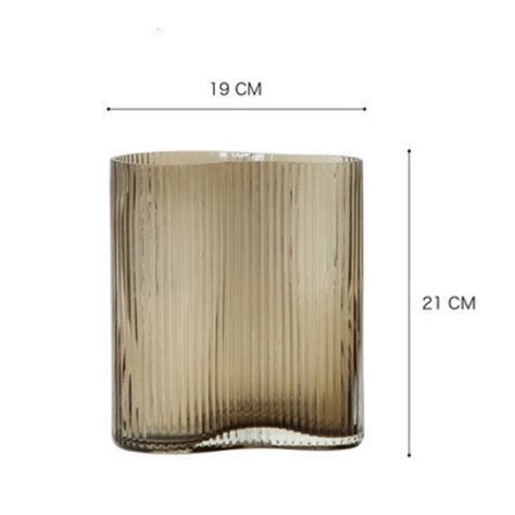 Small Contemporary Glass Vase Online - Premium Vase | Nestasia