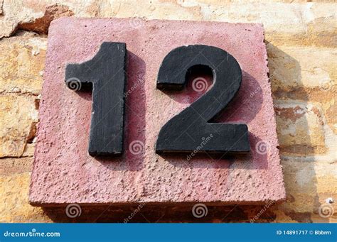 twelve 的图像结果