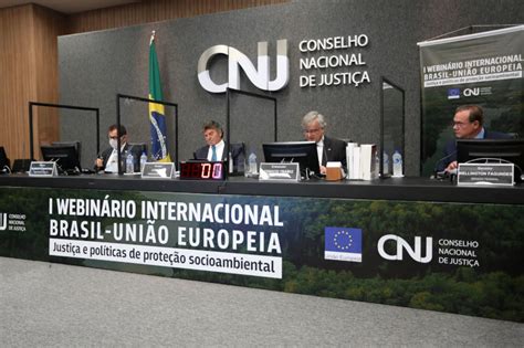 Image result for Homem Produto Do Meio