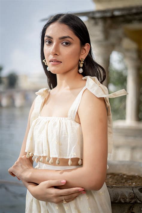 Barkha Crop – ARTHMOD