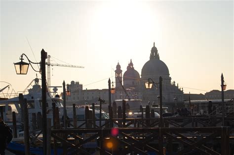 Nikon D40 sample photo - stUuVQkeVN - ExploreCams