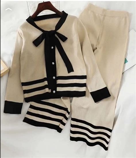 Pin de türkan en Tişört | Ropa, Ropa de moda, Ropa y accesorios