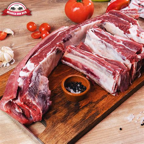 Junetina – rebra – PEČENO MESO DOSTAVA