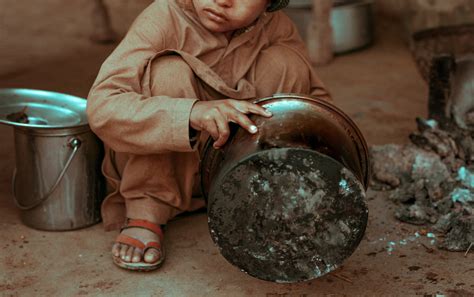 Pakistani Man With 3 Wives Welcomed 60th Child