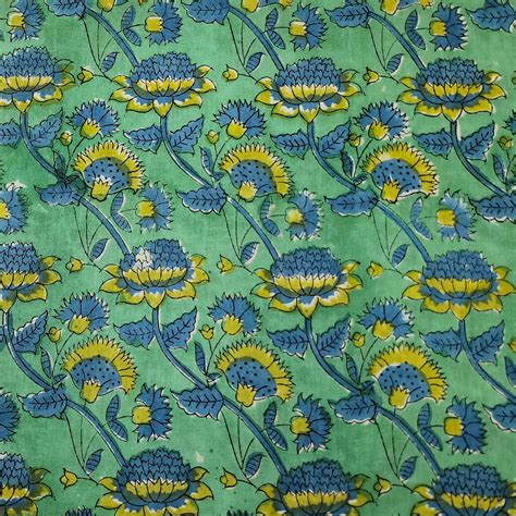 (Pre-Cut 1.75 Meter) Pure Cotton Jaipuri Green With Blue Aster Flower ...
