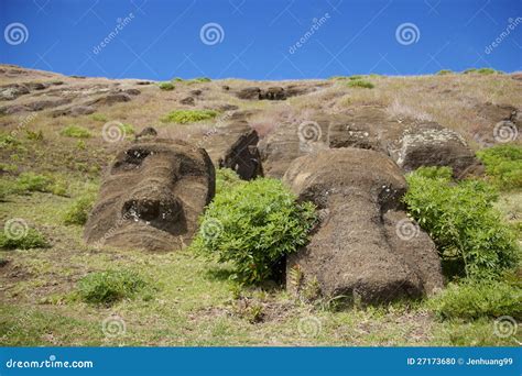 Moai Som Inte är öppen Till Allmänheten På Påskön Arkivfoto - Bild av ...
