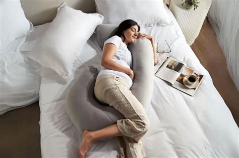 Online Bedding Shopping Store: Shop for Pillows, Duvets, Bed Sheets ...