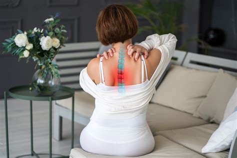 What Causes Upper Back Pain in the Morning?