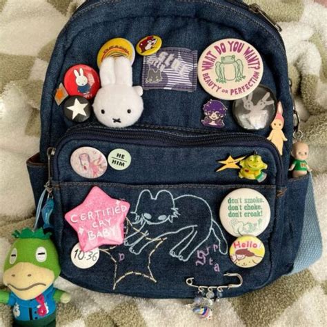 Backpack Decorations 的图像结果