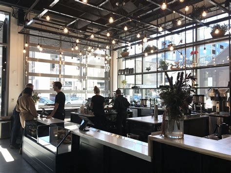 AVIANO COFFEE — 4240 Architecture