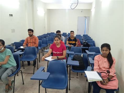 IBT Mukherjee Nagar, Central Delhi | Fees, Reviews, Batches, Contact ...