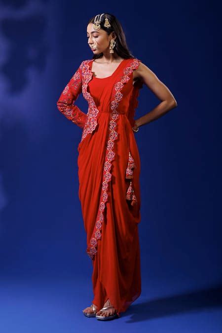 Buy Red Georgette, Silk Embroidery Round Neck Floral Saree Gown With ...