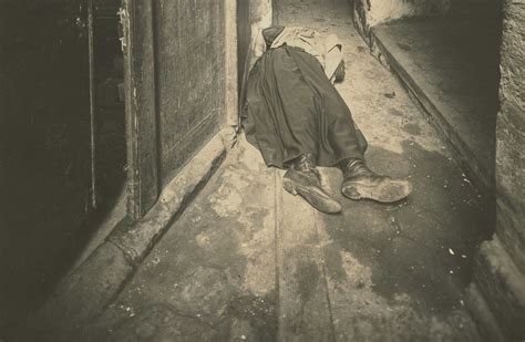 Crime Scene Photos Of Famous People River Phoenix Dies Of A Drug