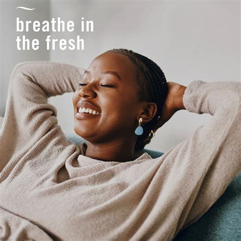 Febreze PLUG 0.87 -fl oz Cranberry Crumble Refill Air Freshener in the ...